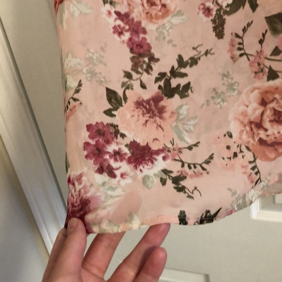 Floral sheer tank top - Picture 2 of 3